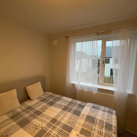 Privat bolig Ballymakenny Dene - Female Only